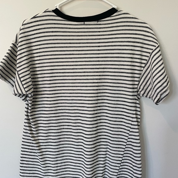 BASIC STRIPED ROOLEE TEE SIZE M - Picture 7 of 7
